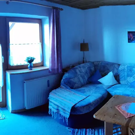 شقة Mit Komplett Eingerichteter Kuechenzeile Im Wohnraum By Interhome هايدموهله