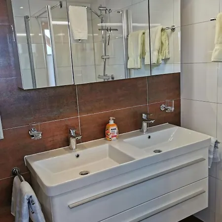 Mit Komplett Eingerichteter Kuechenzeile Im Wohnraum By Interhome شقة هايدموهله