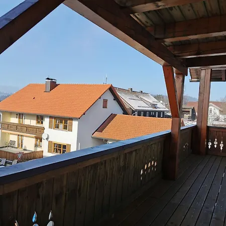Mit Komplett Eingerichteter Kuechenzeile Im Wohnraum By Interhome Lägenhet Haidmühle