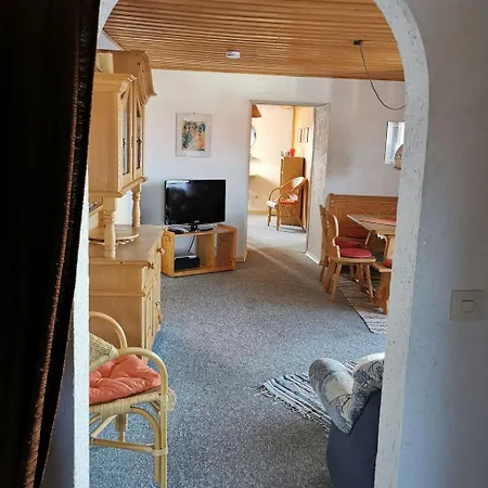 Mit Komplett Eingerichteter Kuechenzeile Im Wohnraum By Interhome Lägenhet *
